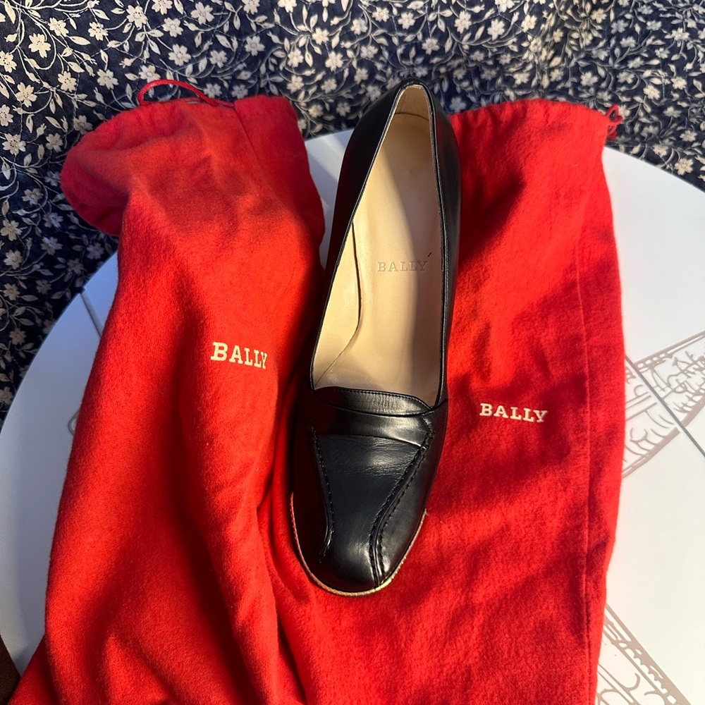 Bally Heels - Picture 4 of 11